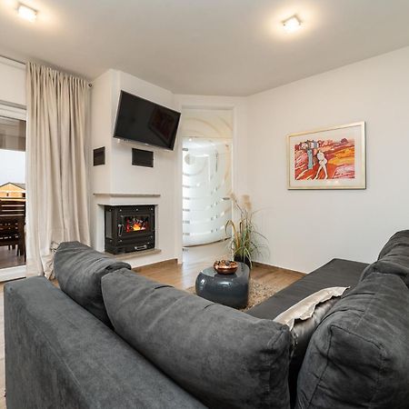 Apartments Very Good Life เปรโก ภายนอก รูปภาพ