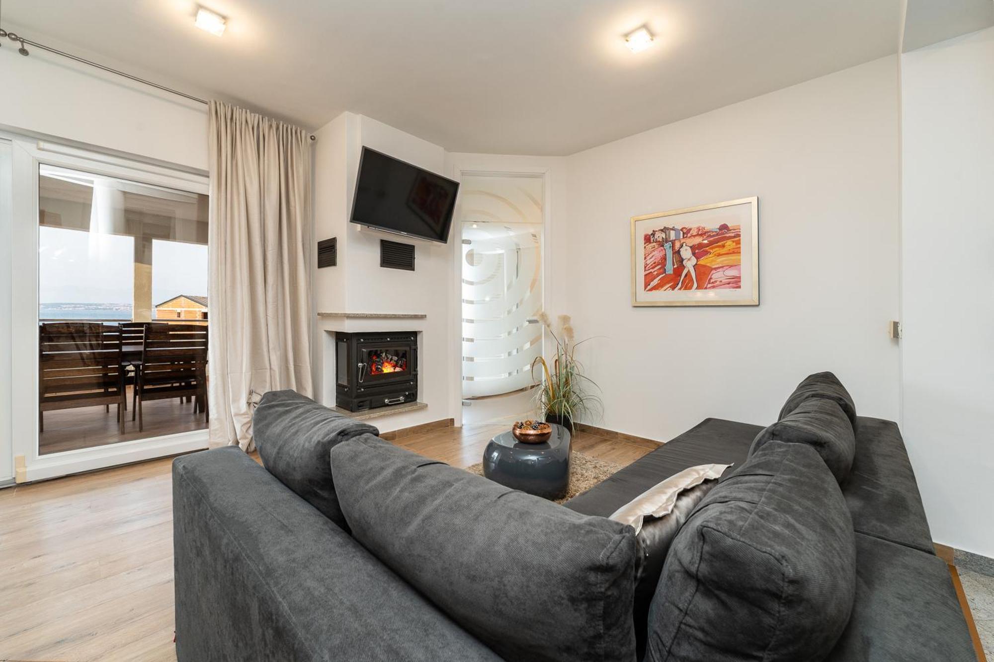 Apartments Very Good Life เปรโก ภายนอก รูปภาพ